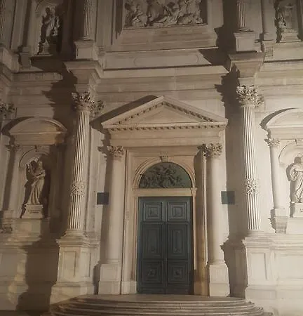 Ca Francesca Frari Apartment *